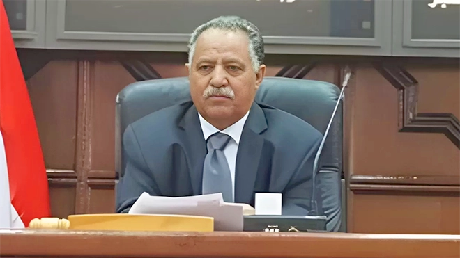 الحوثيون يضعون رئيس برلمانهم تحت الإقامة الجبرية